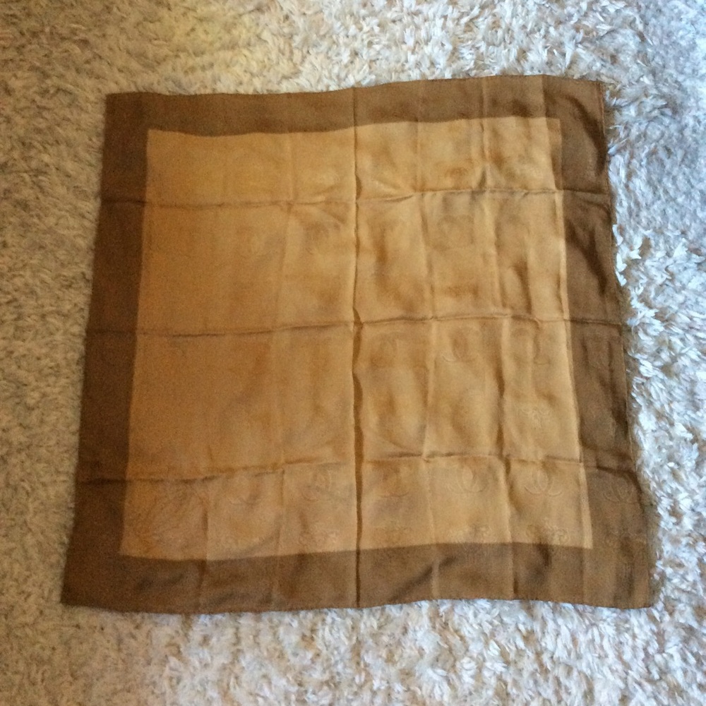 Scarf - Picture 2 of 6